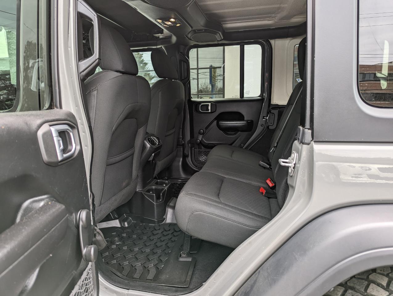 Jeep Wrangler Unlimited Willys Sport 4x4 2020