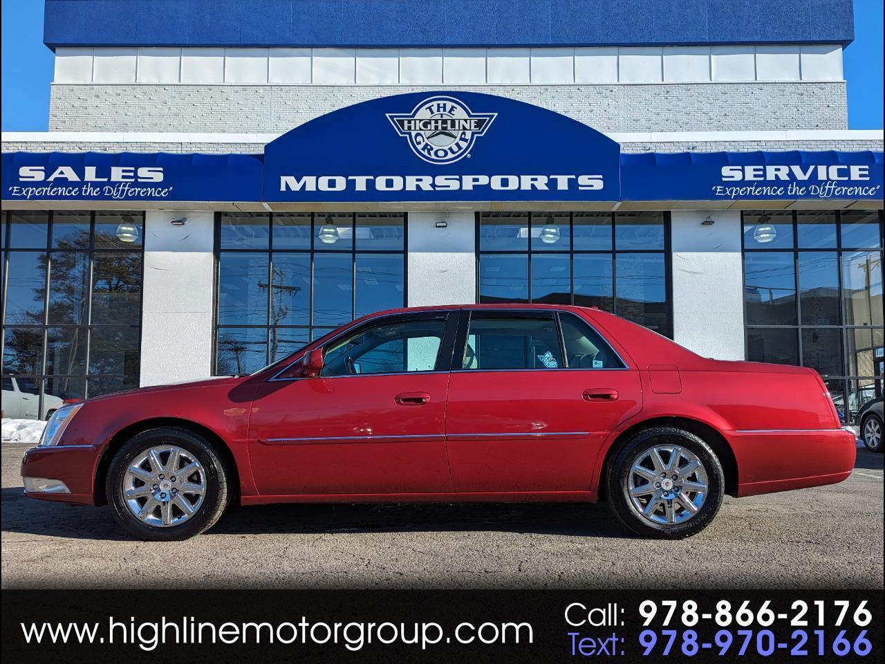 Cadillac DTS 4dr Sdn Premium Collection 2011