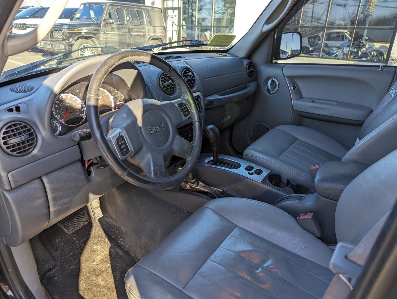 Jeep Liberty 4dr Limited 4WD 2005