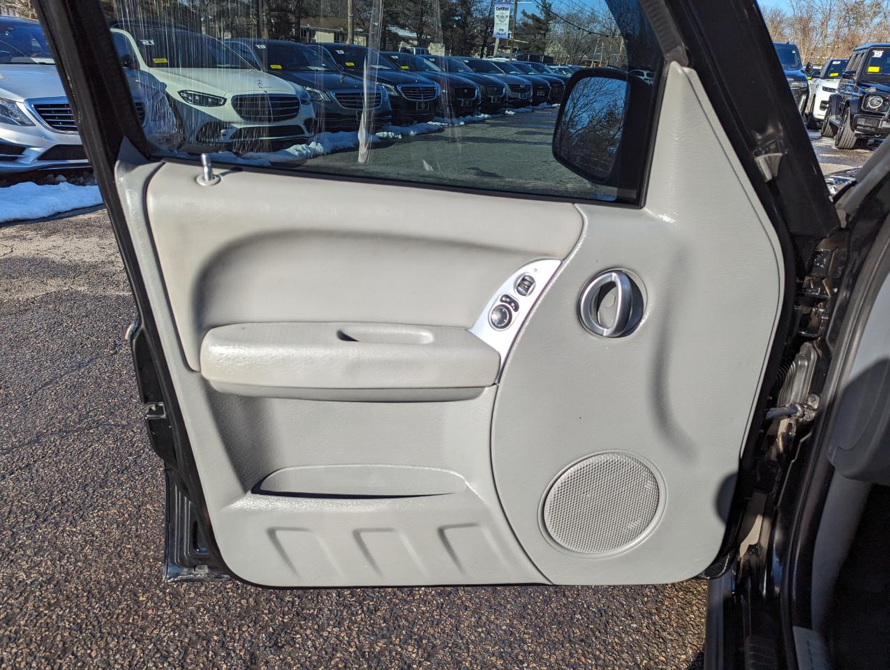 Jeep Liberty 4dr Limited 4WD 2005