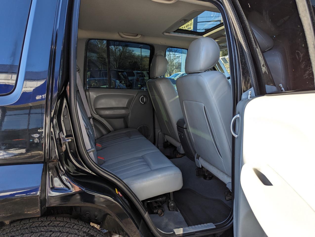 Jeep Liberty 4dr Limited 4WD 2005