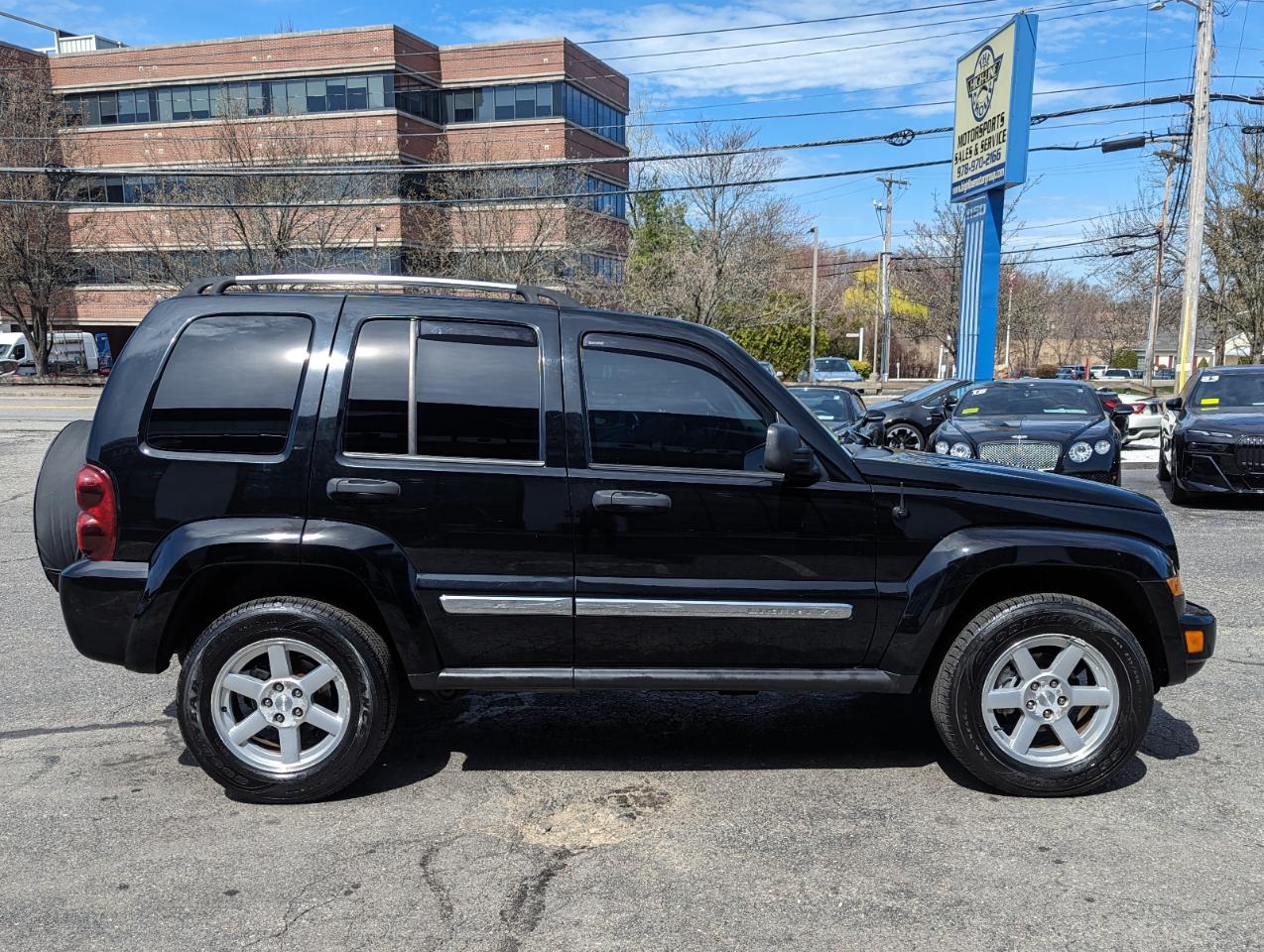 Jeep Liberty 4dr Limited 4WD 2005