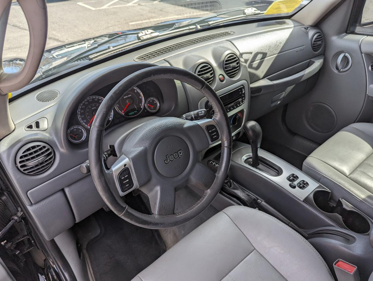 Jeep Liberty 4dr Limited 4WD 2005