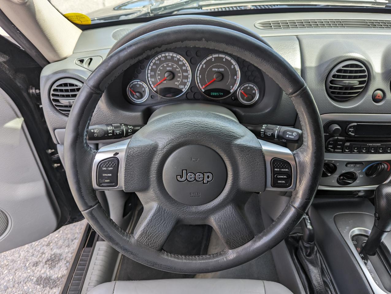 Jeep Liberty 4dr Limited 4WD 2005