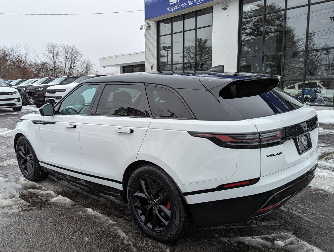 Land Rover Range Rover Velar P400 Dynamic SE 2025