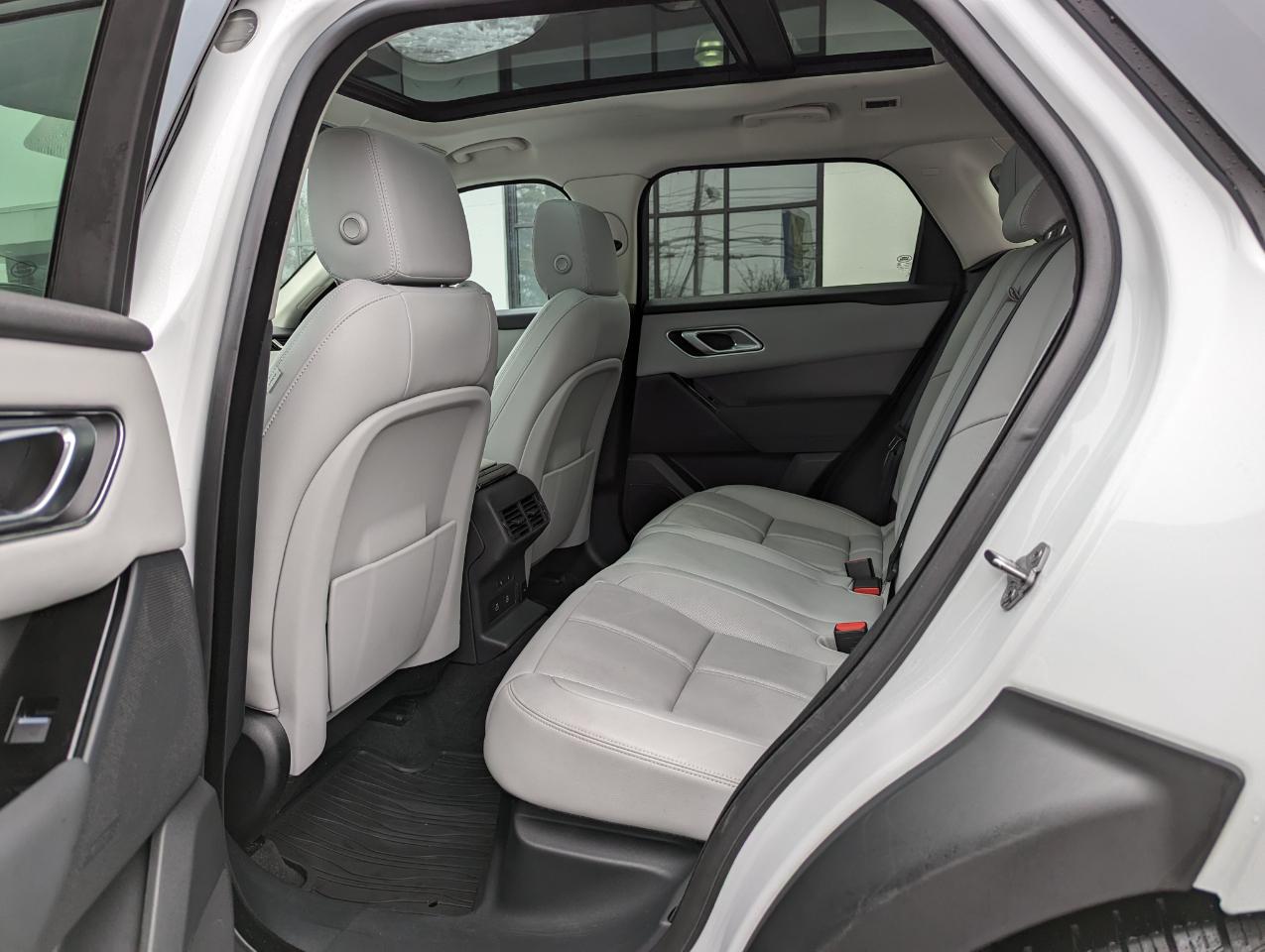 Land Rover Range Rover Velar P400 Dynamic SE 2025