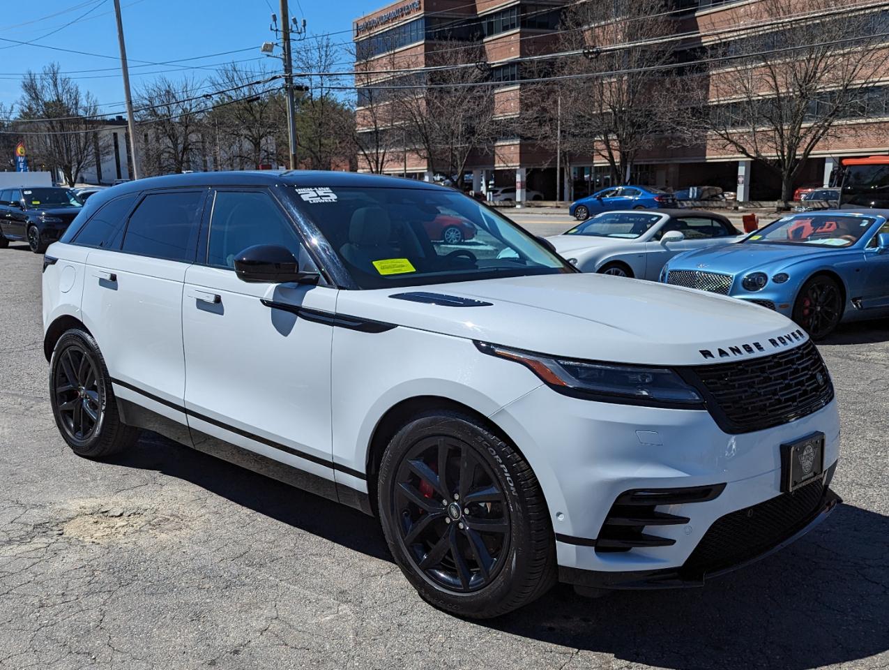 Land Rover Range Rover Velar P400 Dynamic SE 2025