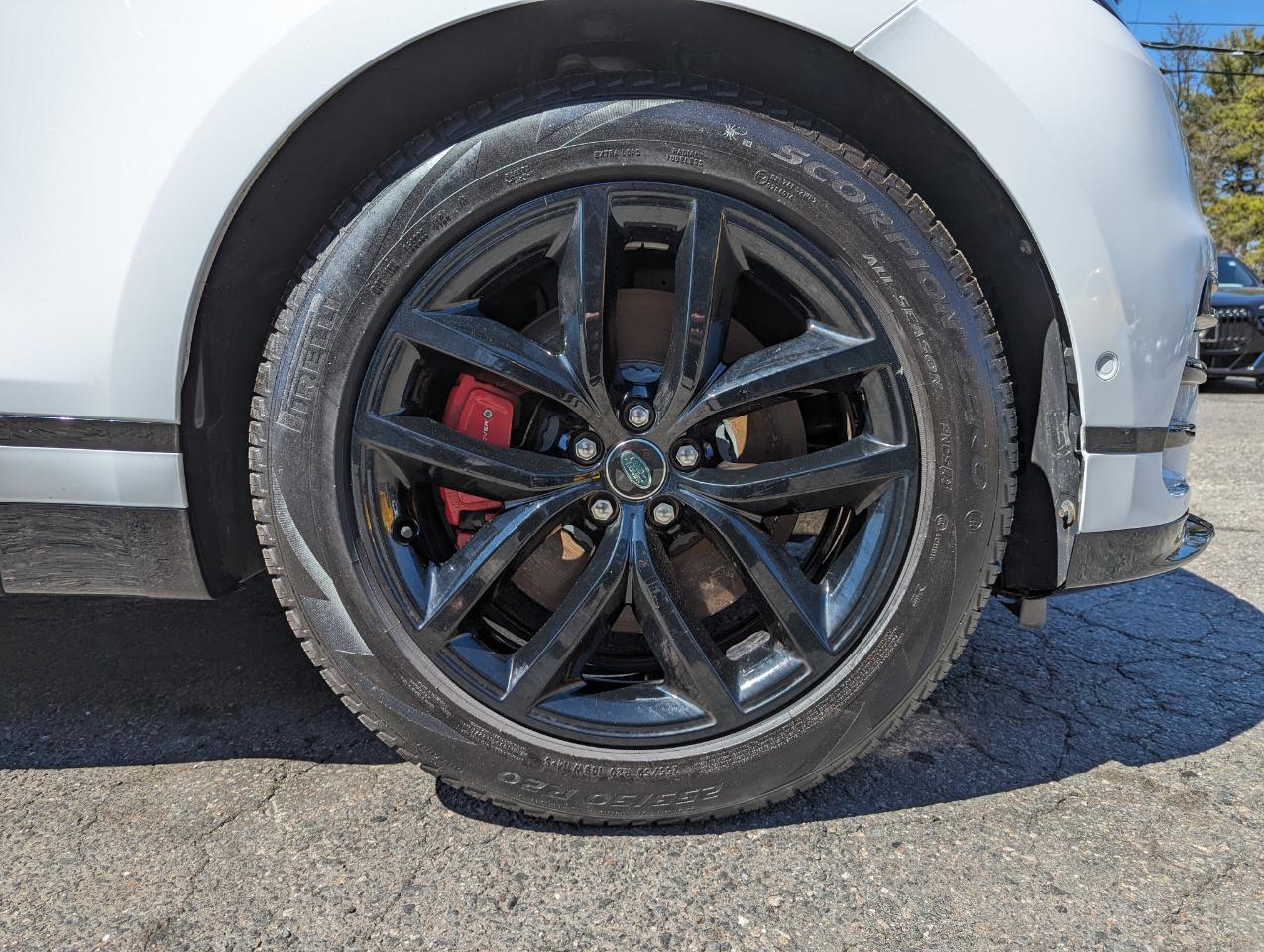 Land Rover Range Rover Velar P400 Dynamic SE 2025