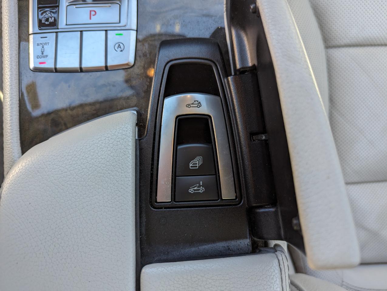 Mercedes-Benz SL-Class 2dr Roadster SL 400 2015