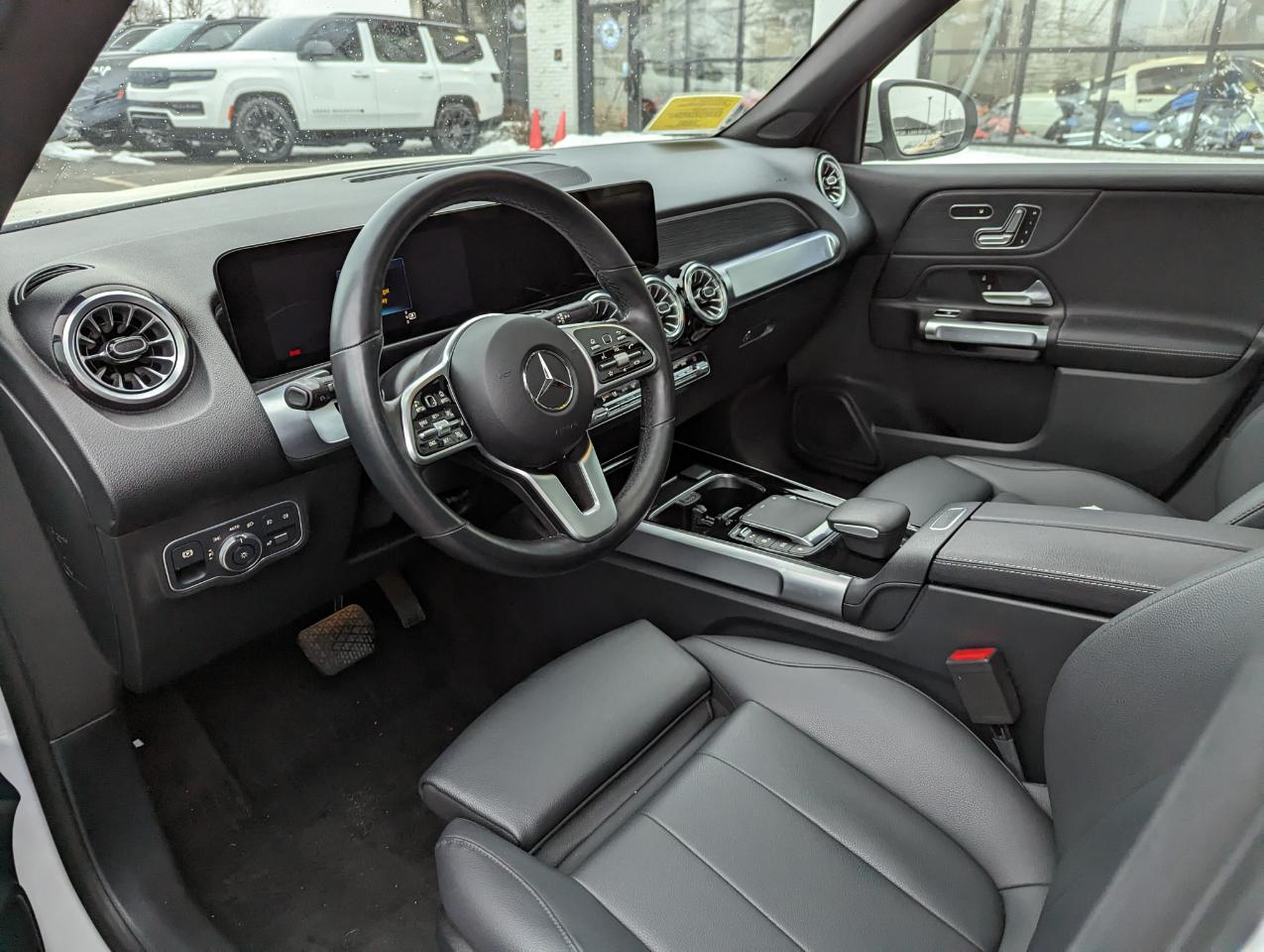 Mercedes-Benz GLB GLB 250 4MATIC SUV 2023