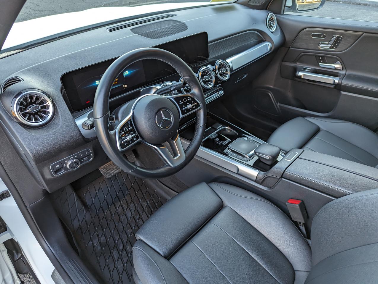 Mercedes-Benz GLB GLB 250 4MATIC SUV 2023