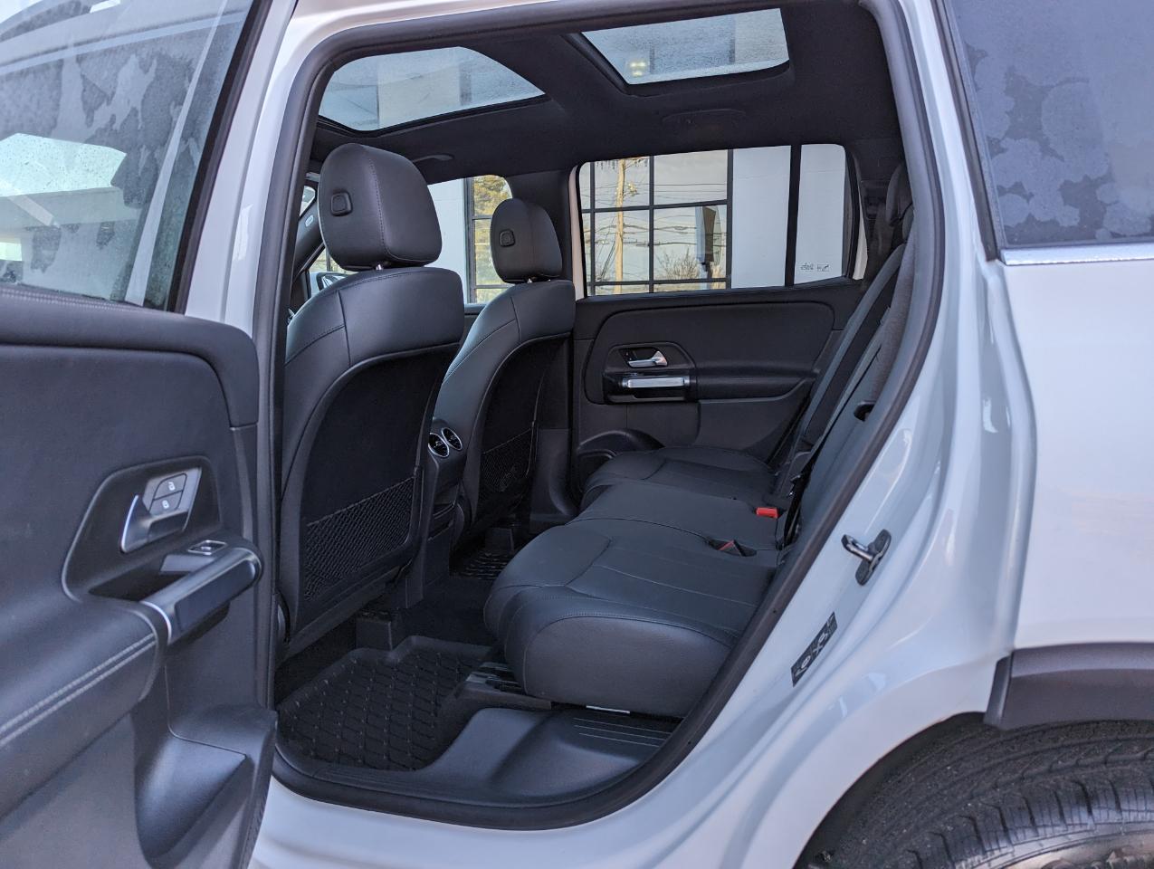 Mercedes-Benz GLB GLB 250 4MATIC SUV 2023