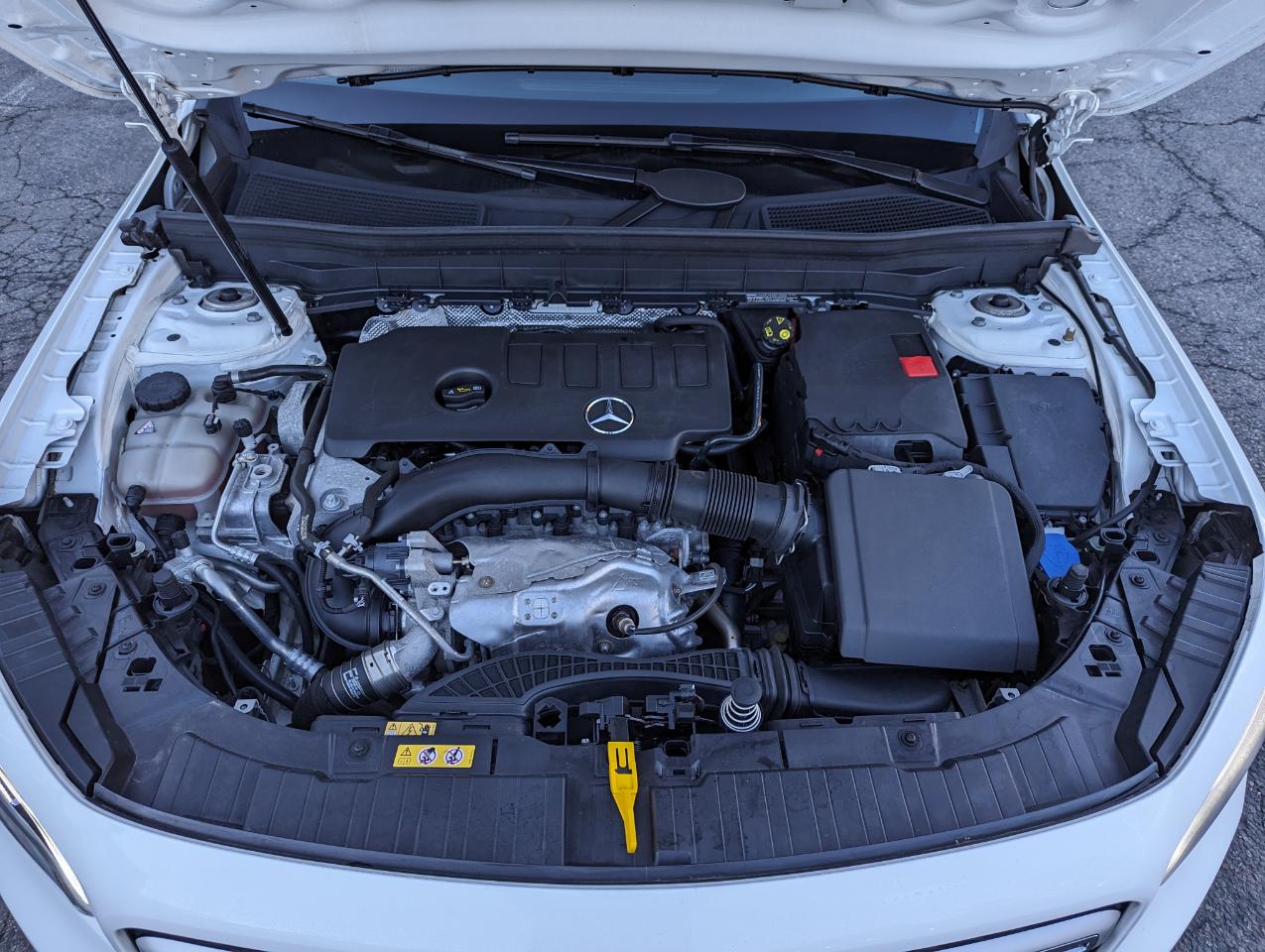 Mercedes-Benz GLB GLB 250 4MATIC SUV 2023