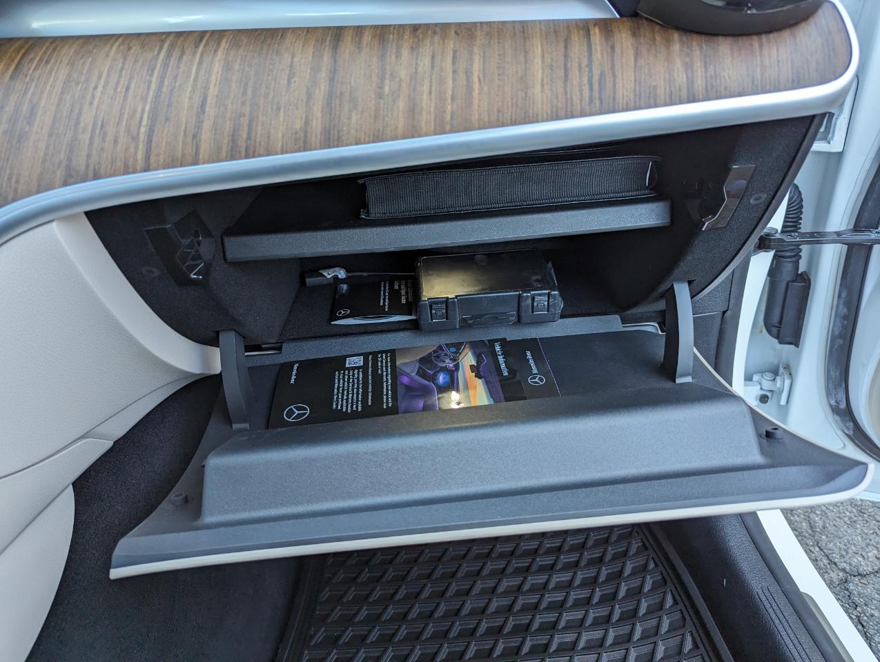 Mercedes-Benz C-Class C 300 4MATIC Sedan 2024