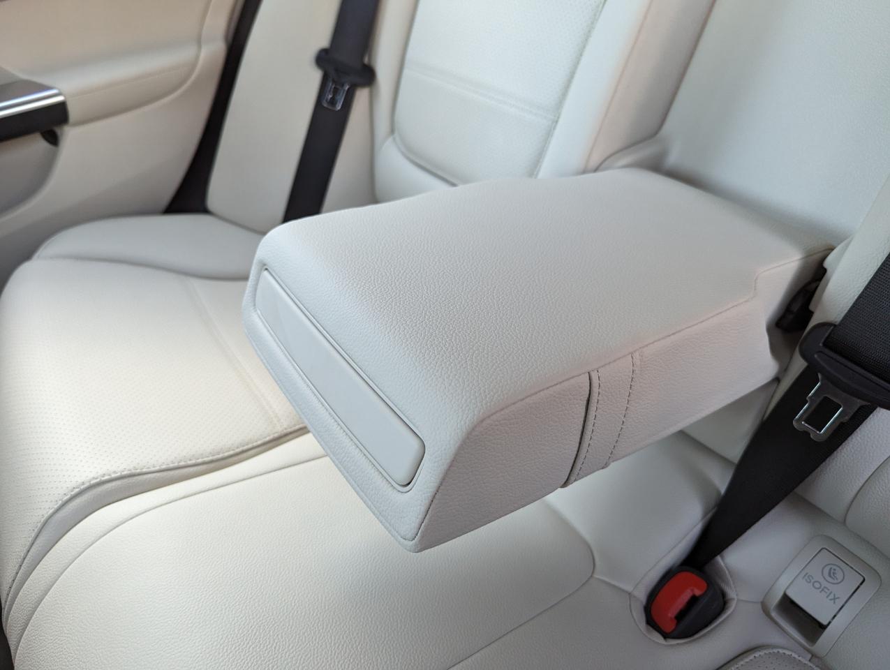 Mercedes-Benz C-Class C 300 4MATIC Sedan 2024