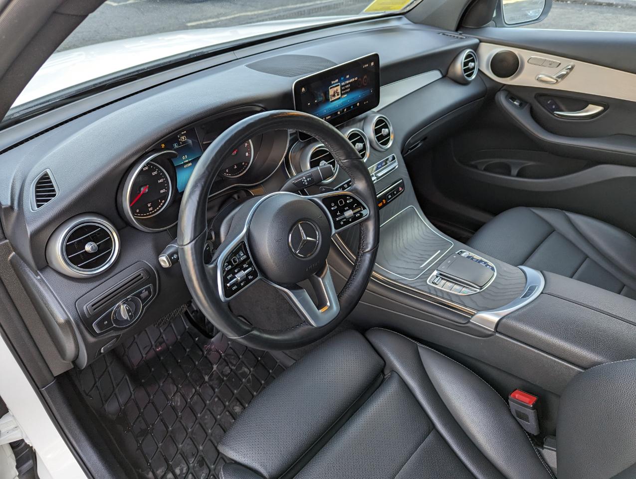 Mercedes-Benz GLC GLC 300 4MATIC SUV 2021