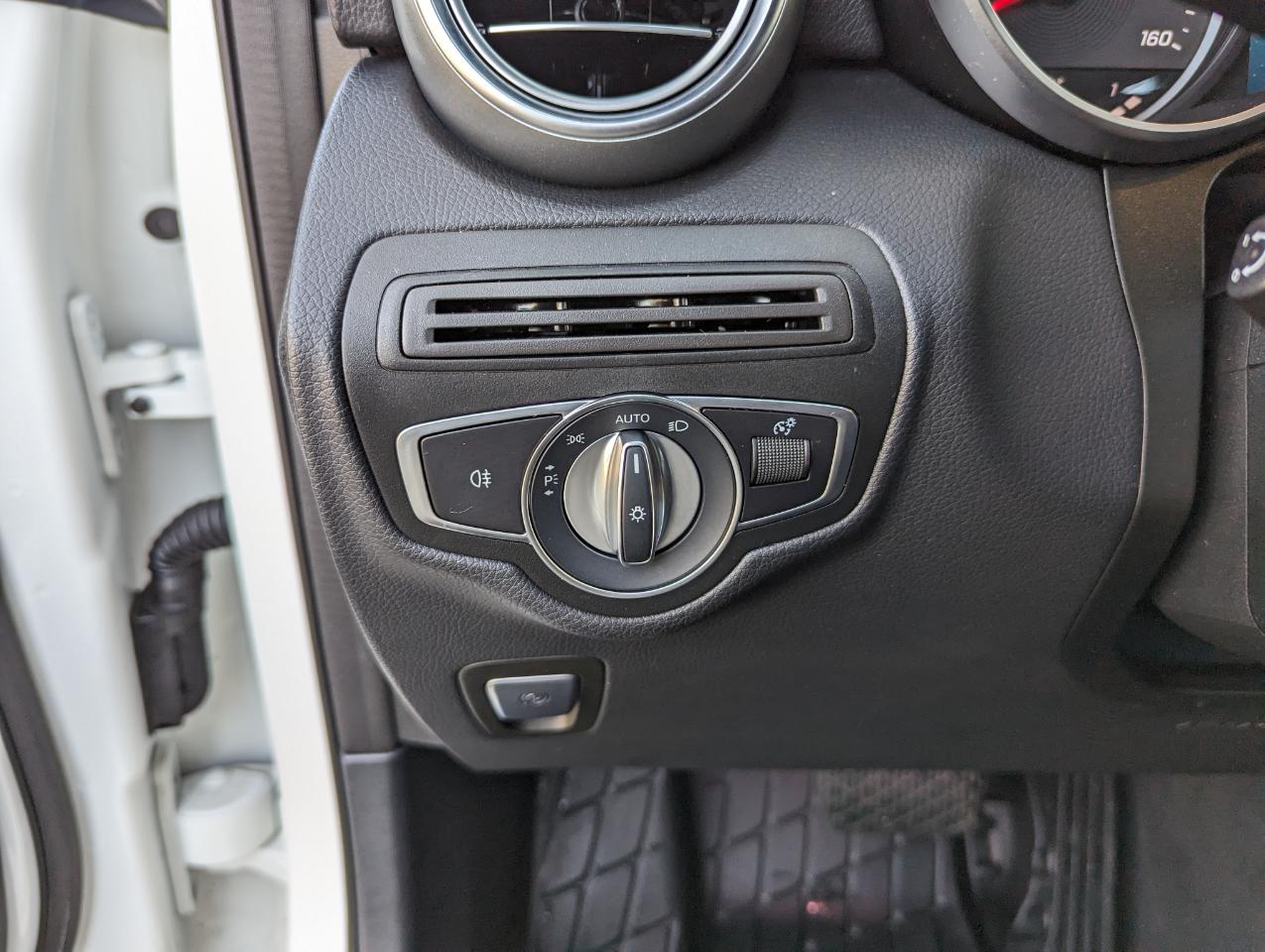 Mercedes-Benz GLC GLC 300 4MATIC SUV 2021