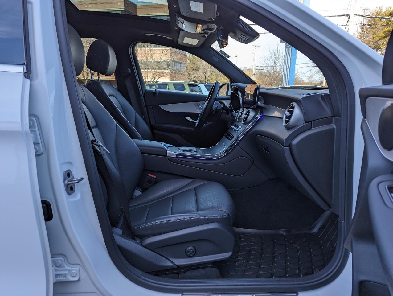 Mercedes-Benz GLC GLC 300 4MATIC SUV 2021