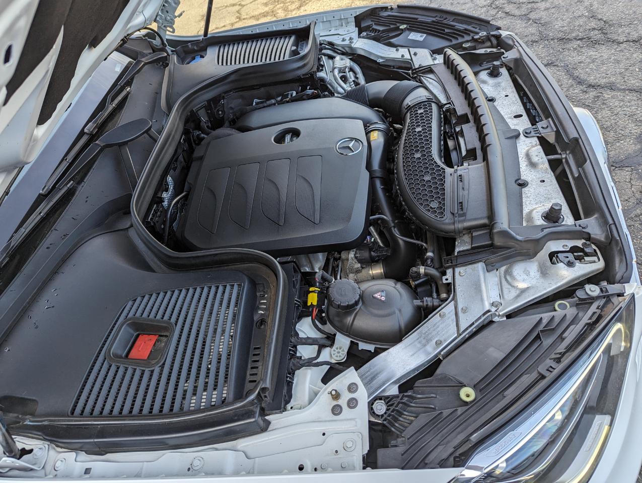 Mercedes-Benz GLC GLC 300 4MATIC SUV 2021