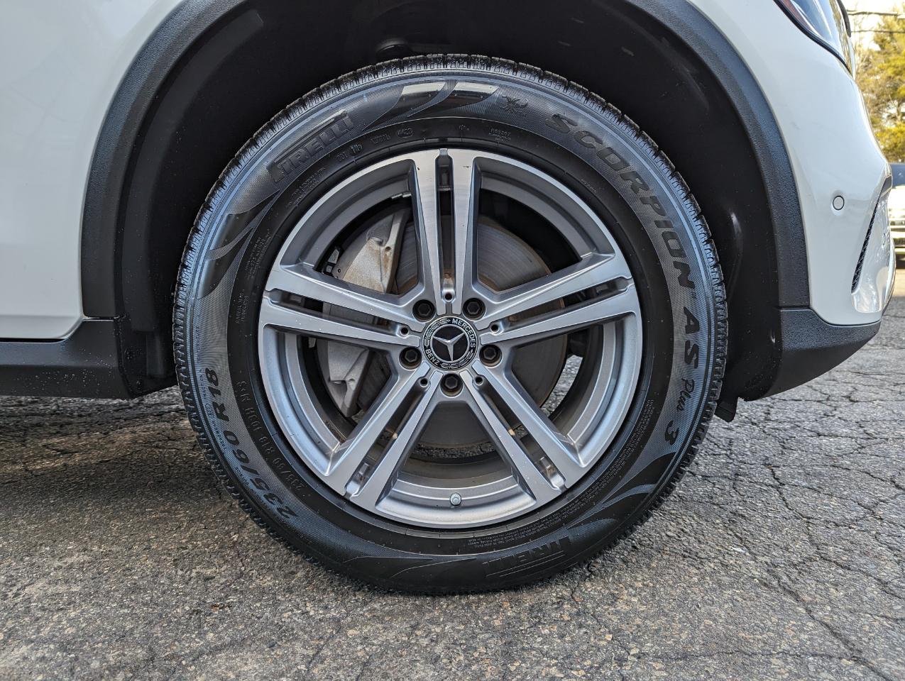 Mercedes-Benz GLC GLC 300 4MATIC SUV 2021