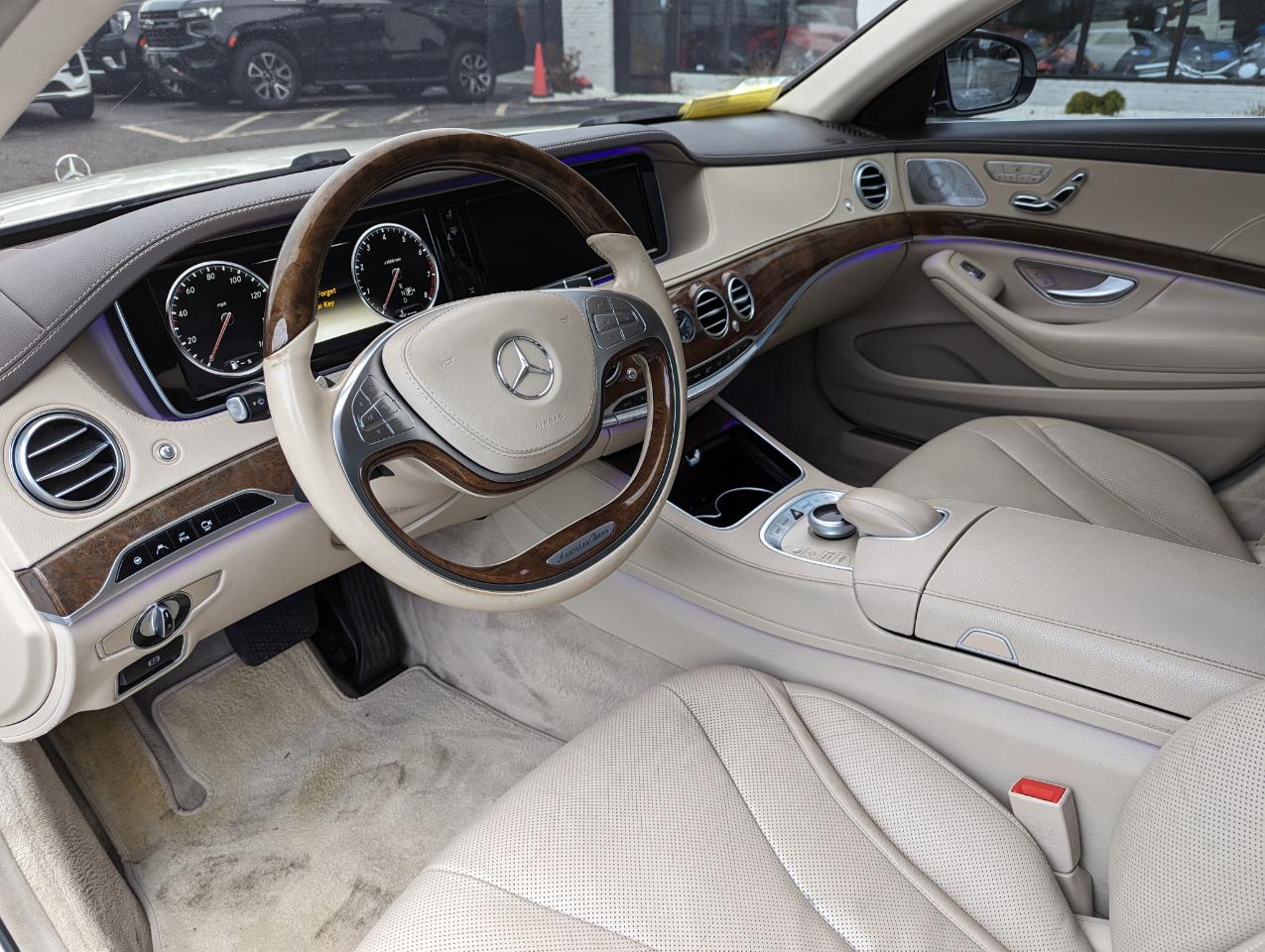 Mercedes-Benz S-Class 4dr Sdn S 550 4MATIC 2014