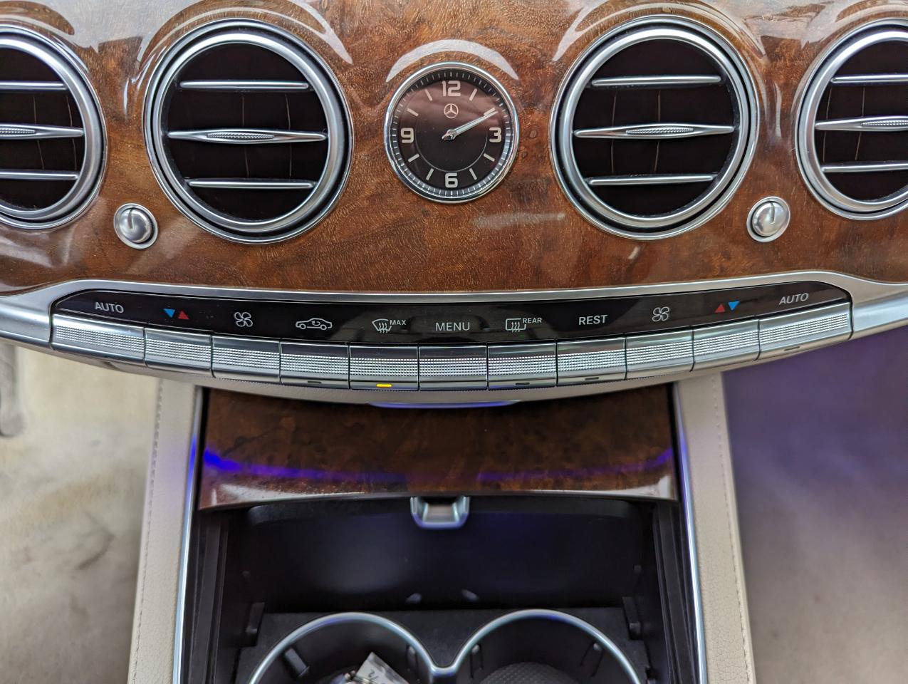 Mercedes-Benz S-Class 4dr Sdn S 550 4MATIC 2014