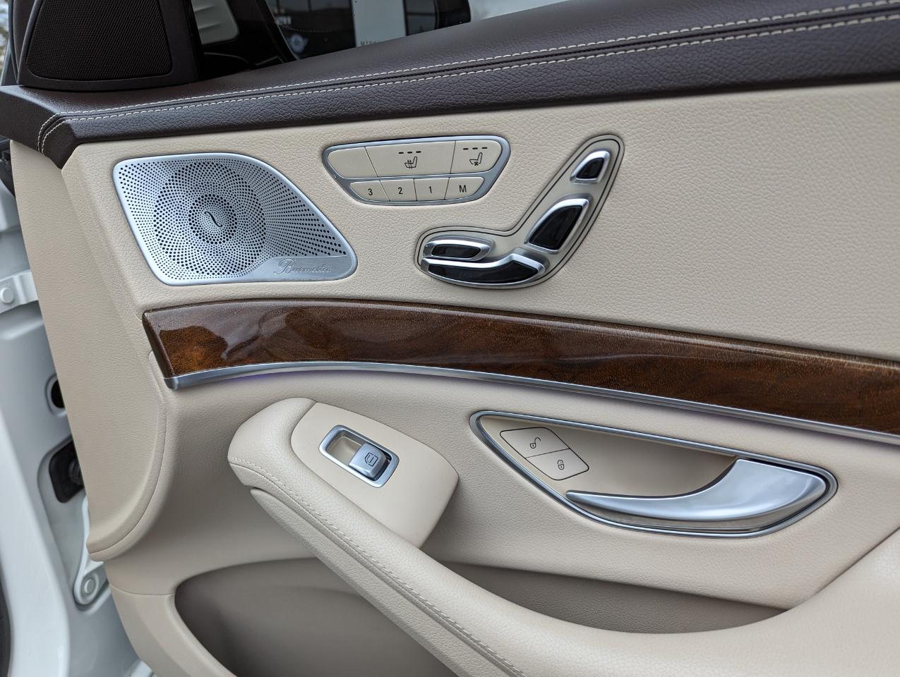 Mercedes-Benz S-Class 4dr Sdn S 550 4MATIC 2014