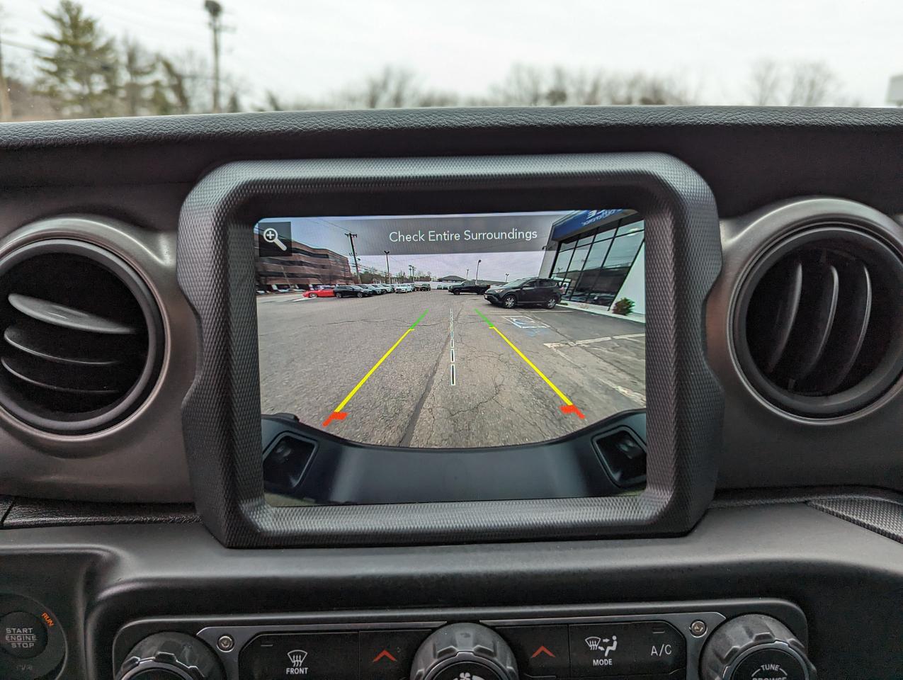 Jeep Gladiator Willys 4x4 2023