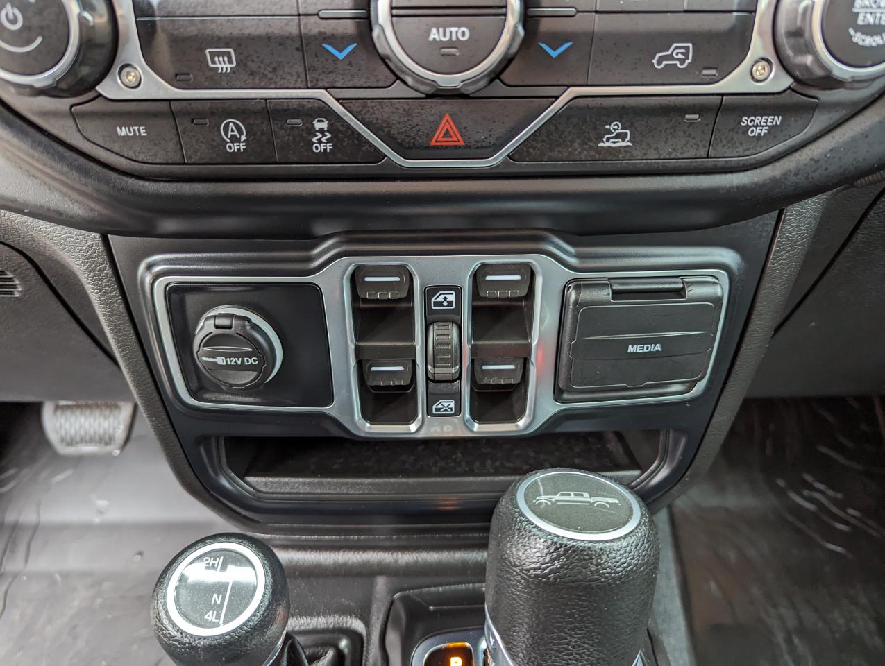 Jeep Gladiator Willys 4x4 2023