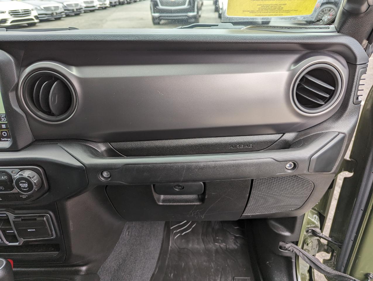 Jeep Gladiator Willys 4x4 2023