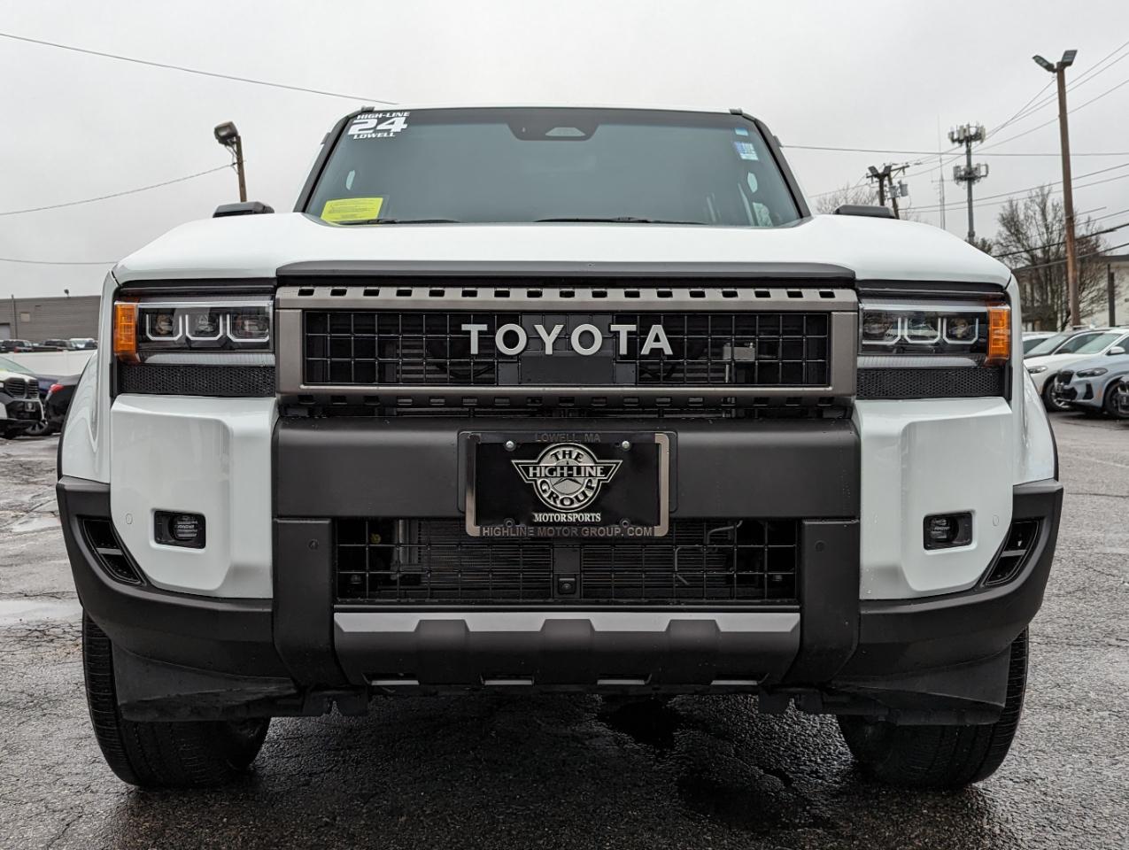 Toyota Land Cruiser 4WD (Natl) 2024