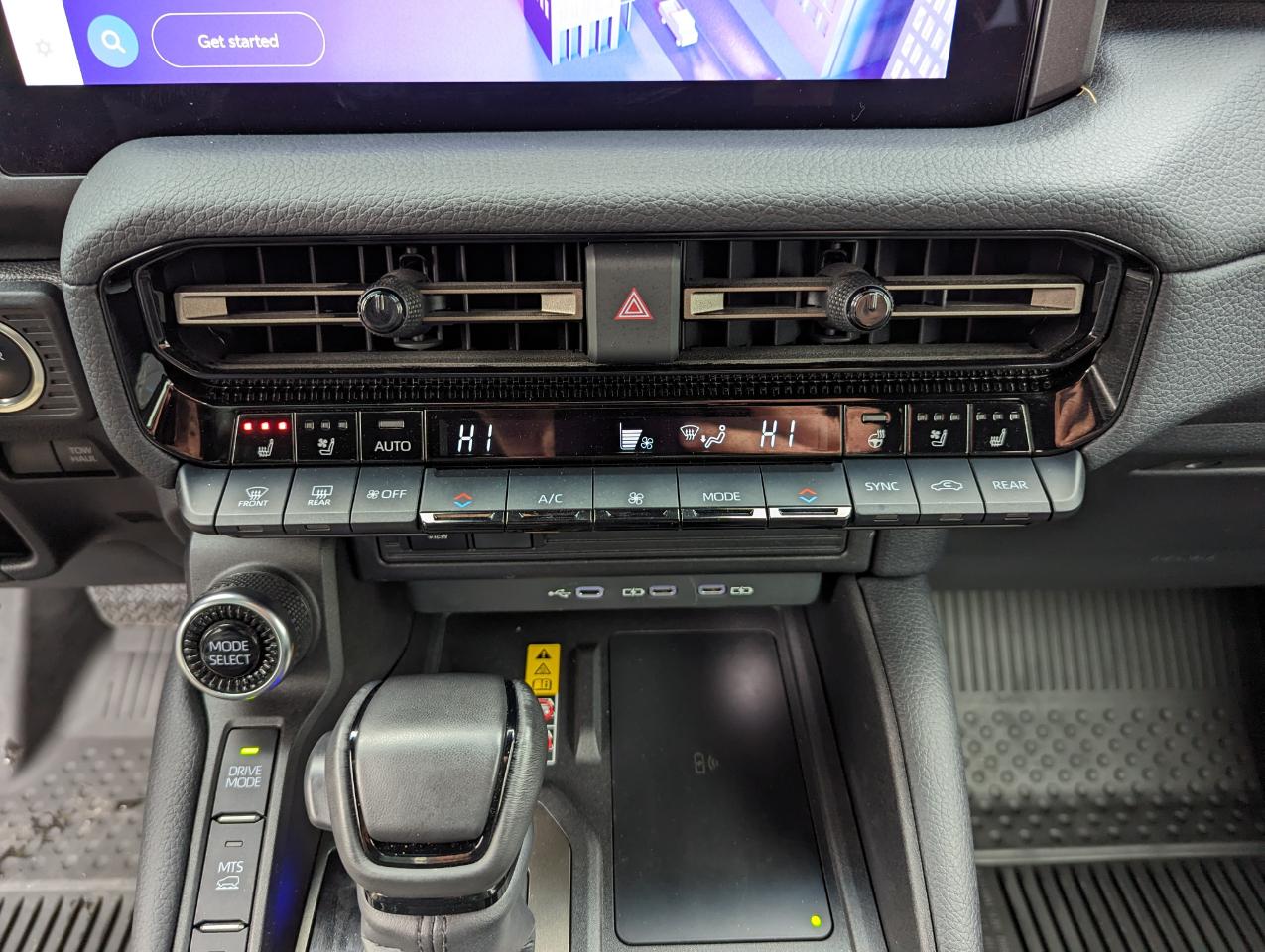 Toyota Land Cruiser 4WD (Natl) 2024