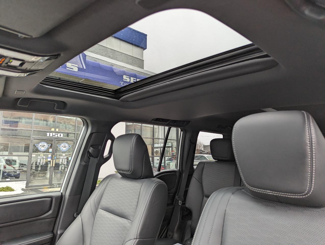 Toyota Land Cruiser 4WD (Natl) 2024