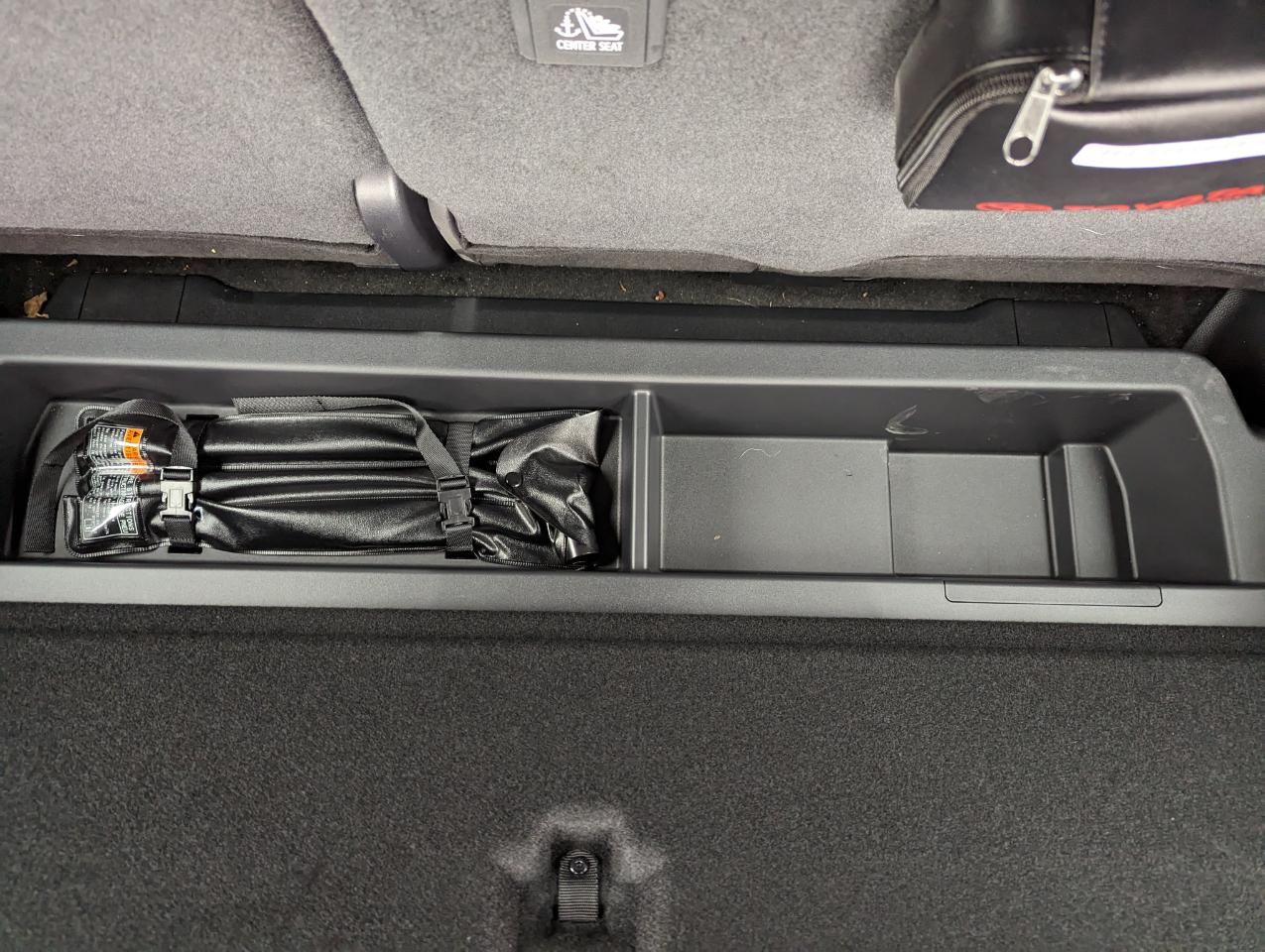 Toyota Land Cruiser 4WD (Natl) 2024