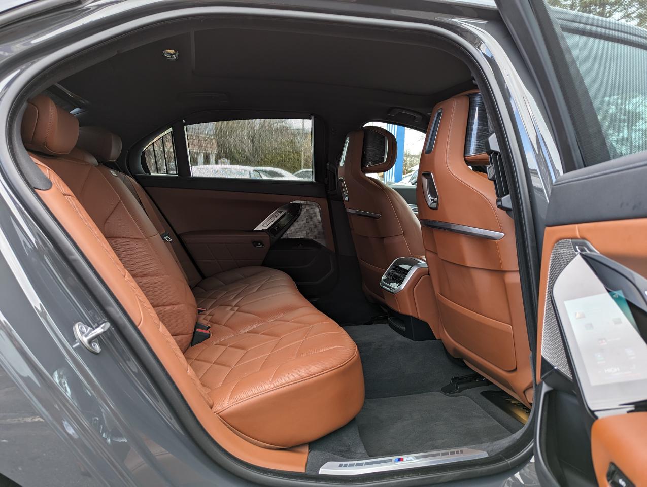 BMW 7 Series 760i xDrive Sedan 2023