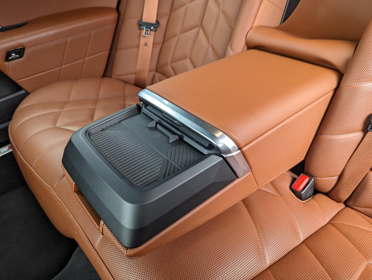 BMW 7 Series 760i xDrive Sedan 2023