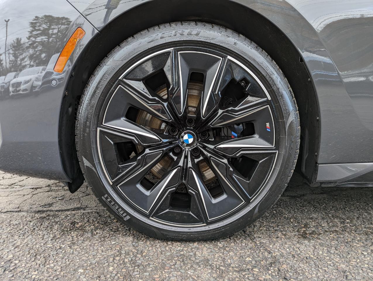 BMW 7 Series 760i xDrive Sedan 2023