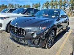 2022 Maserati Levante 