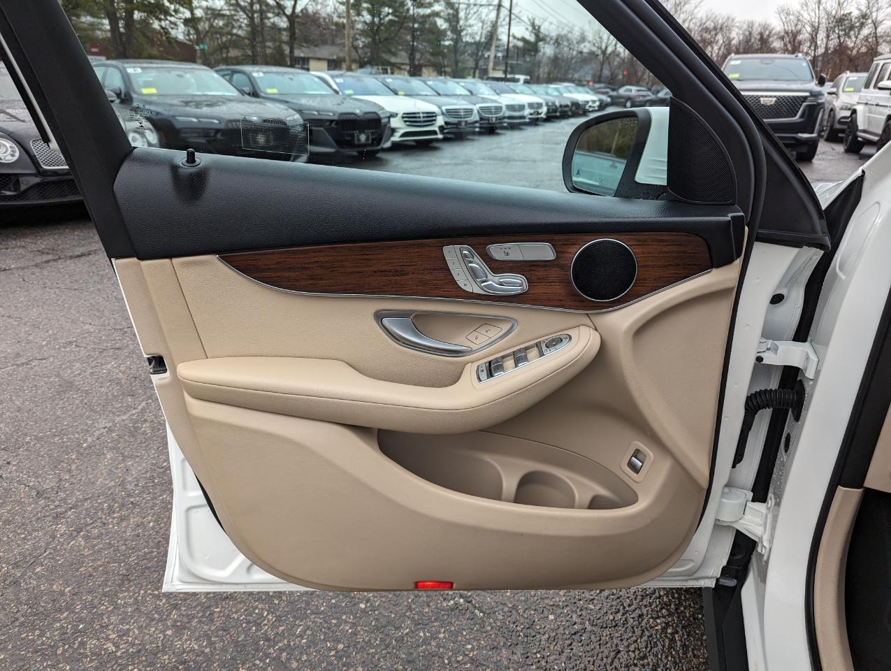 Mercedes-Benz GLC GLC 300 4MATIC SUV 2022