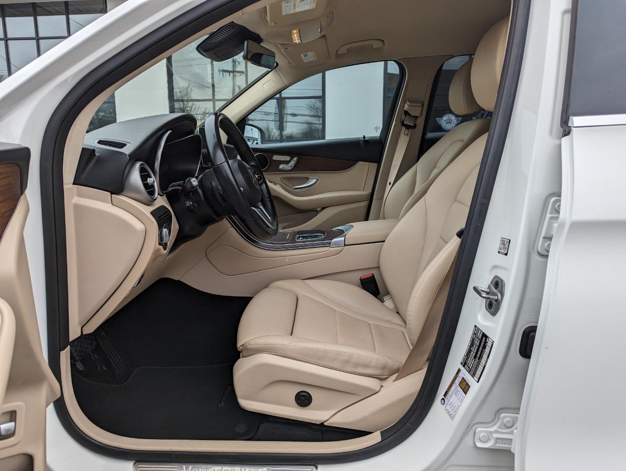 Mercedes-Benz GLC GLC 300 4MATIC SUV 2022