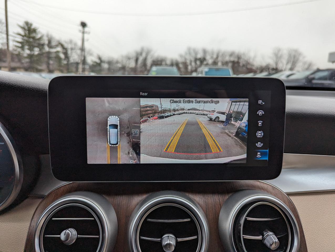 Mercedes-Benz GLC GLC 300 4MATIC SUV 2022