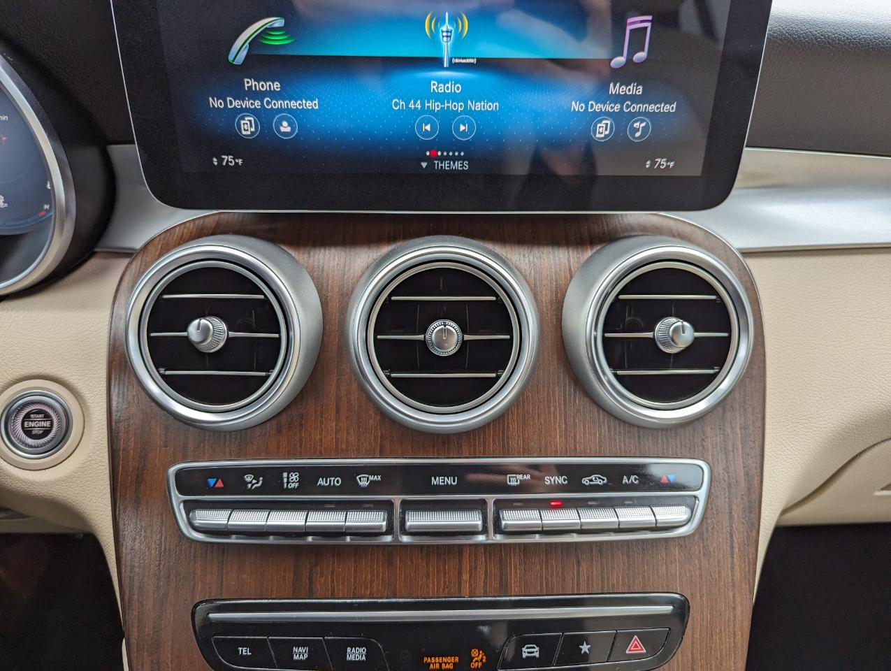 Mercedes-Benz GLC GLC 300 4MATIC SUV 2022