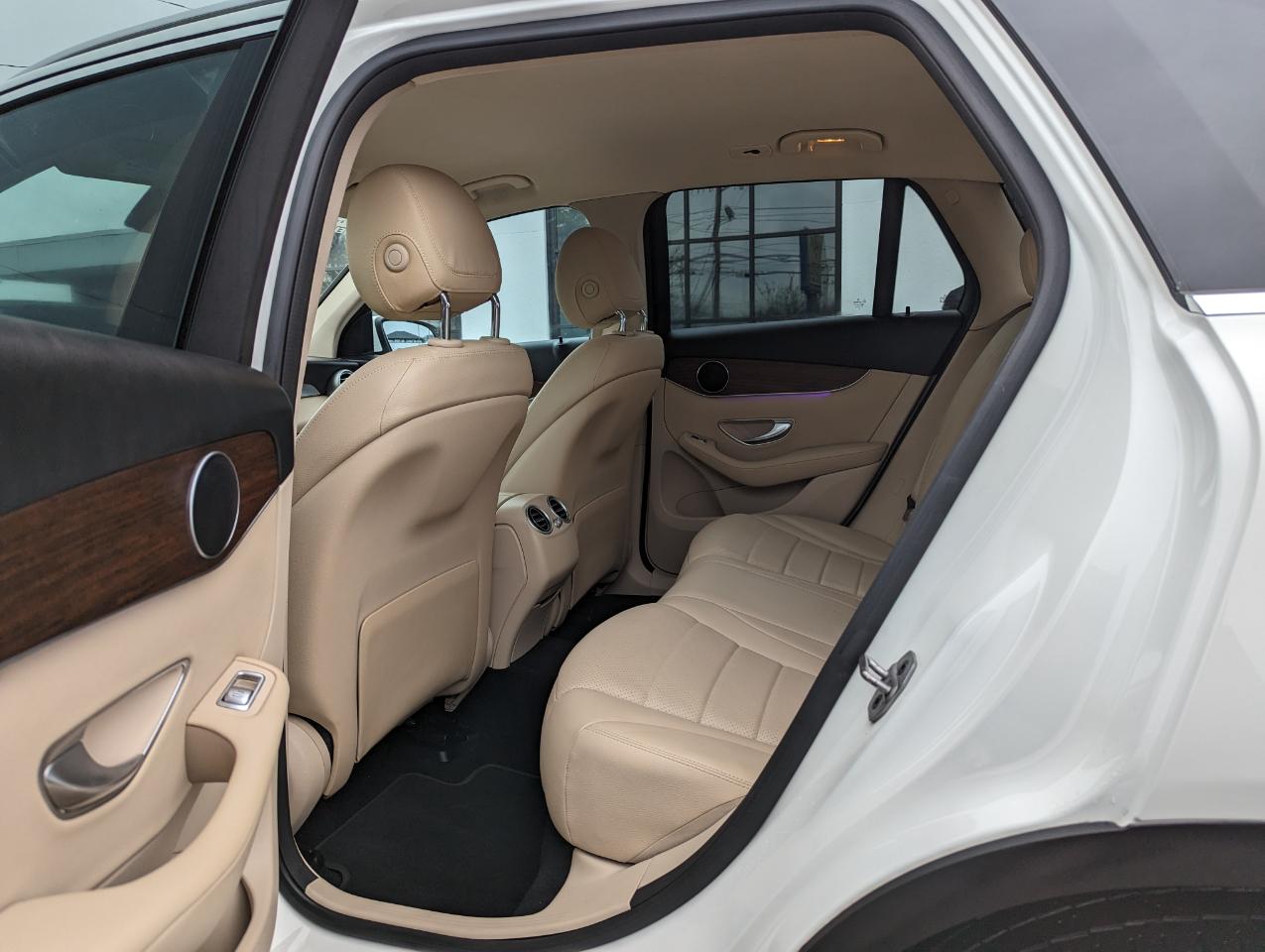 Mercedes-Benz GLC GLC 300 4MATIC SUV 2022