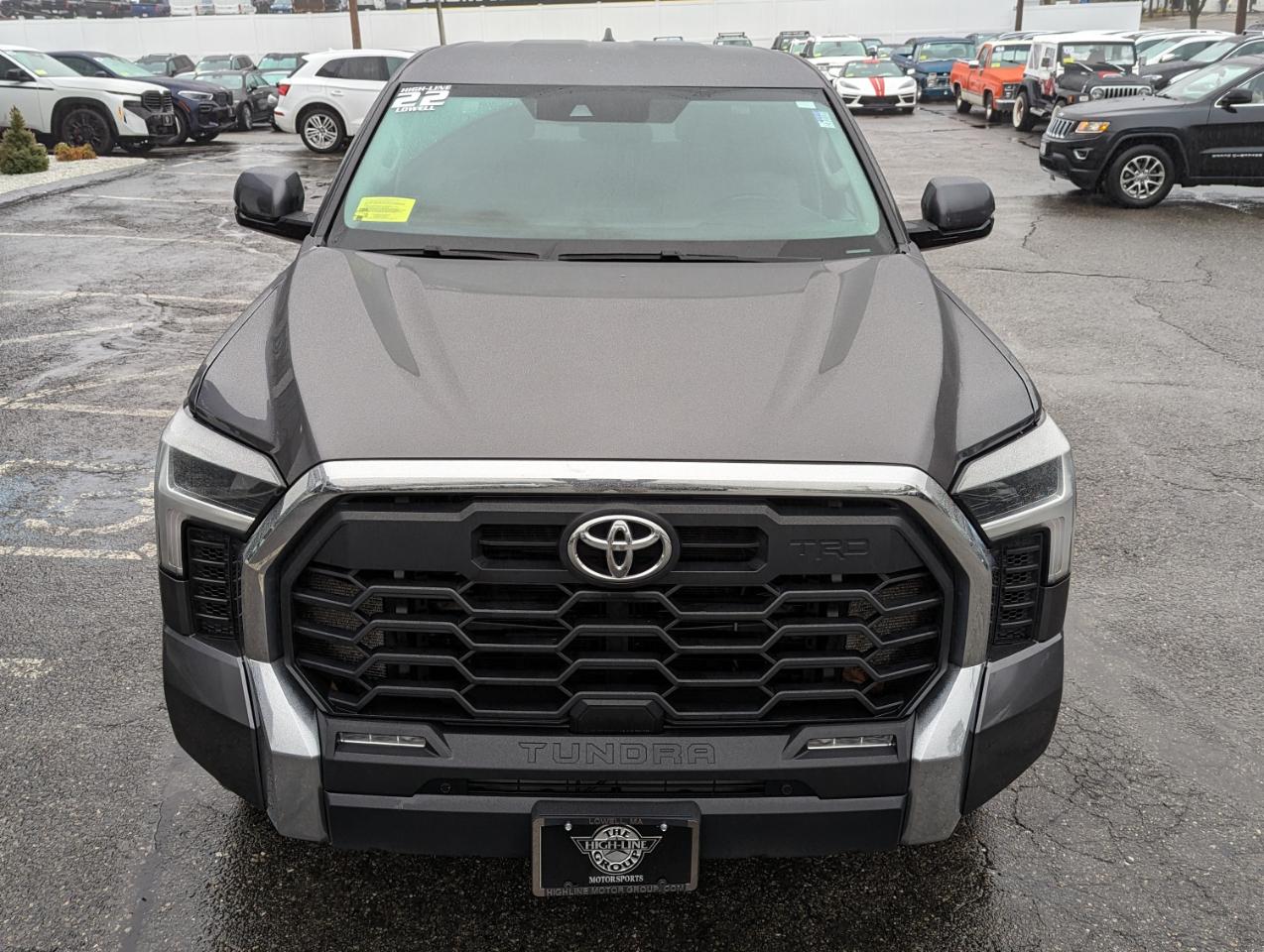 Toyota Tundra 4WD SR5 CrewMax 5.5' Bed (Natl) 2022