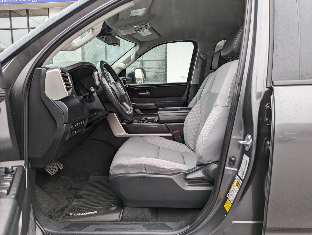 Toyota Tundra 4WD SR5 CrewMax 5.5' Bed (Natl) 2022