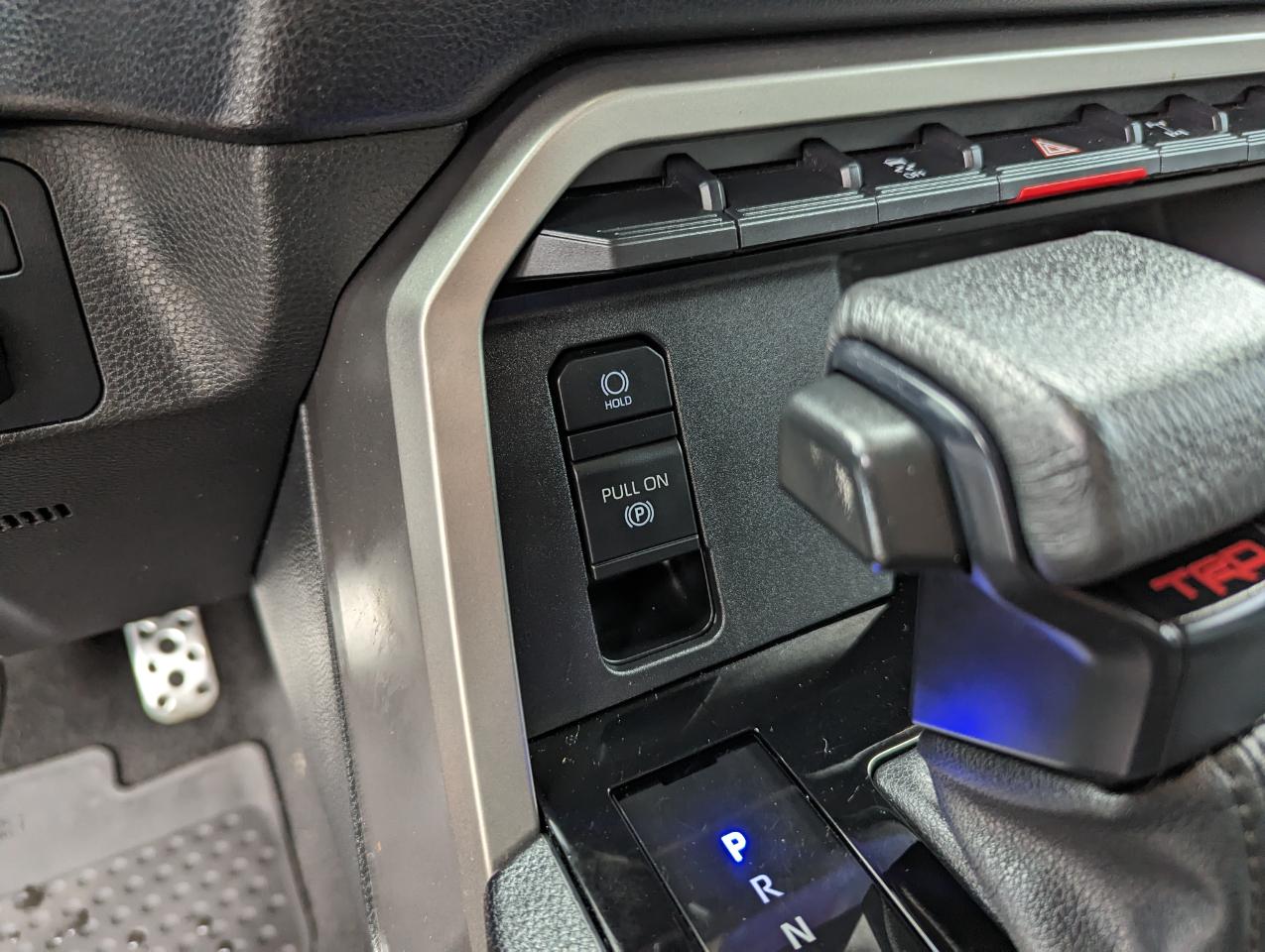 Toyota Tundra 4WD SR5 CrewMax 5.5' Bed (Natl) 2022