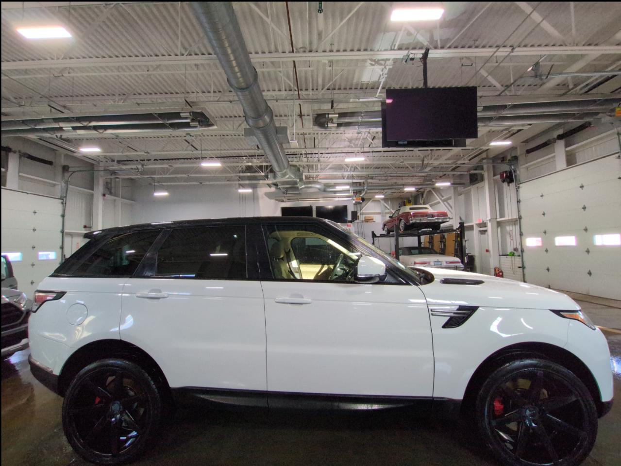 Land Rover Range Rover Sport 4WD 4dr V6 SE 2016