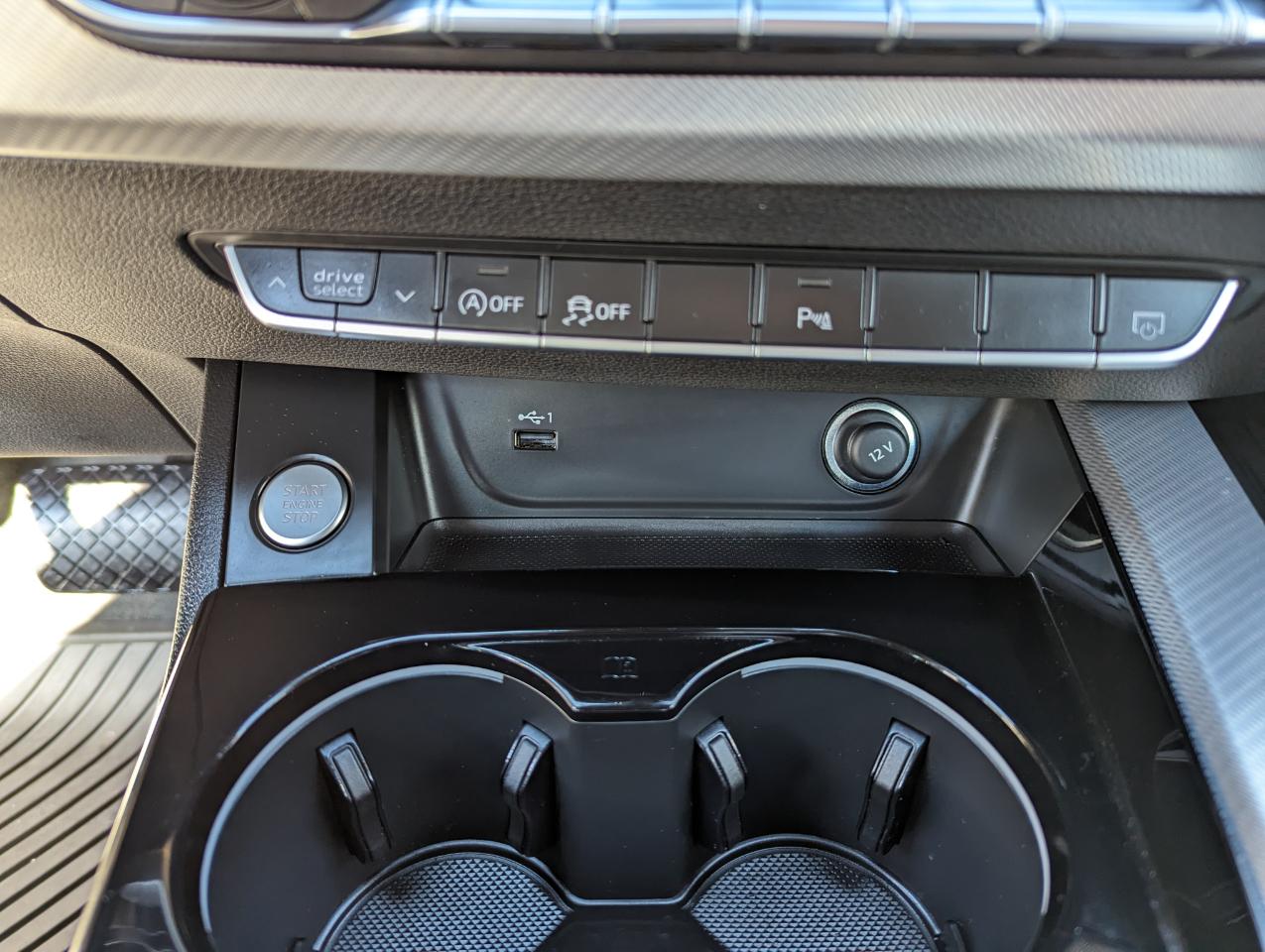 Audi A5 Sportback S line Premium 45 TFSI quattro 2025