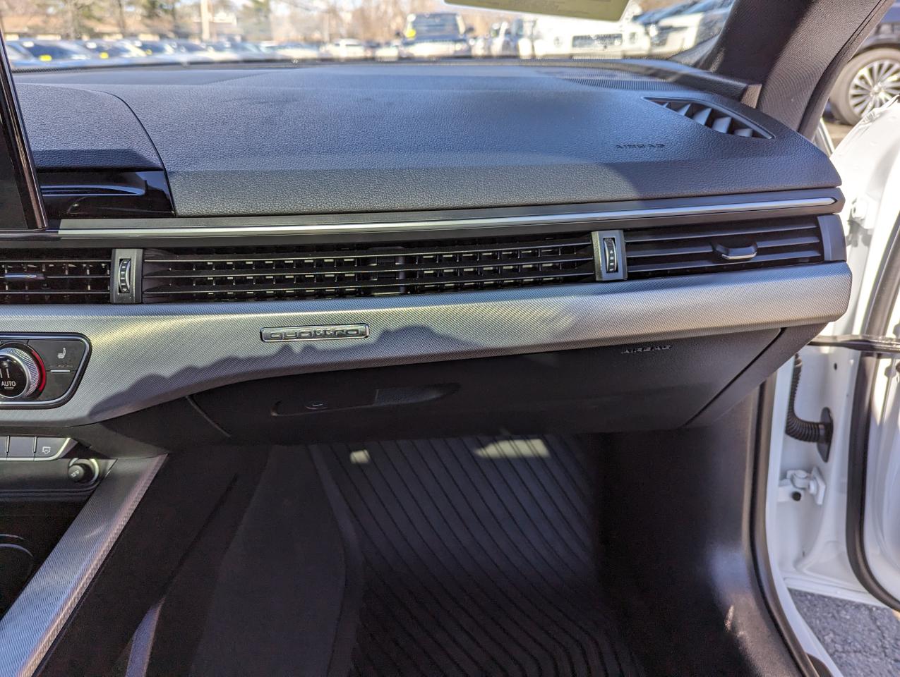 Audi A5 Sportback S line Premium 45 TFSI quattro 2025