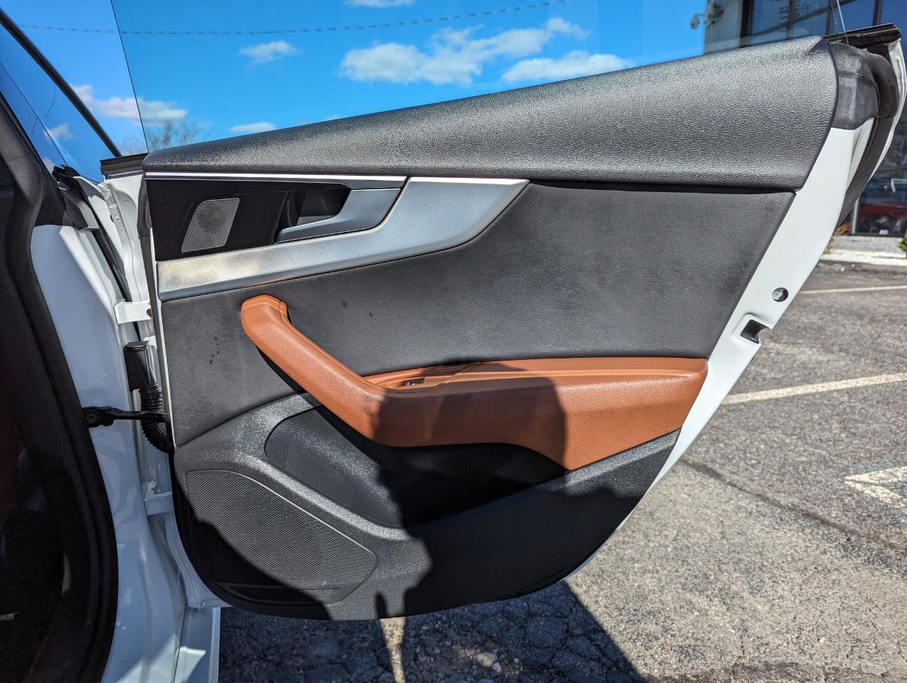 Audi A5 Sportback S line Premium 45 TFSI quattro 2025